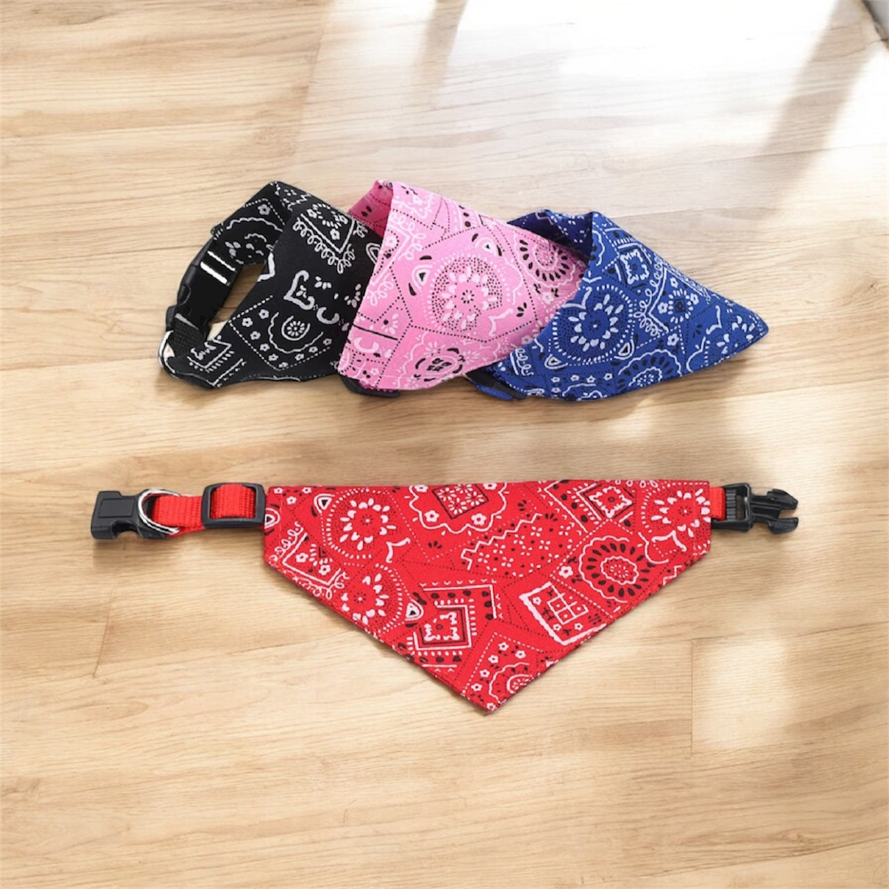 Bandana pour chien réglable – Foulard triangulaire lavable, accessoire décoratif pour chiens et chats, idéal fête et anniversaire
